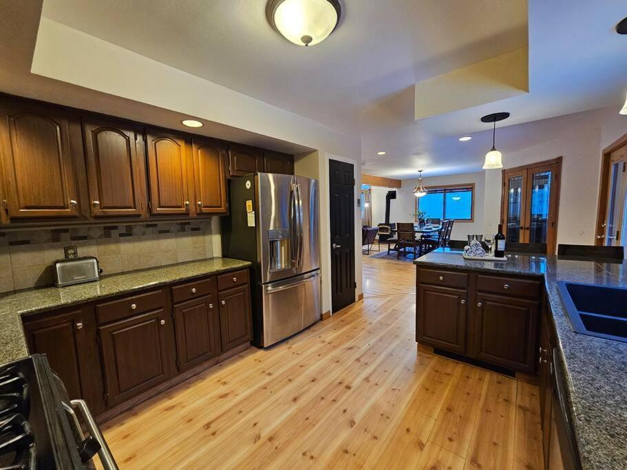 Private And Updated Breck Home With Hot Tub Breckenridge Exterior photo