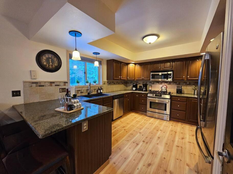 Private And Updated Breck Home With Hot Tub Breckenridge Exterior photo